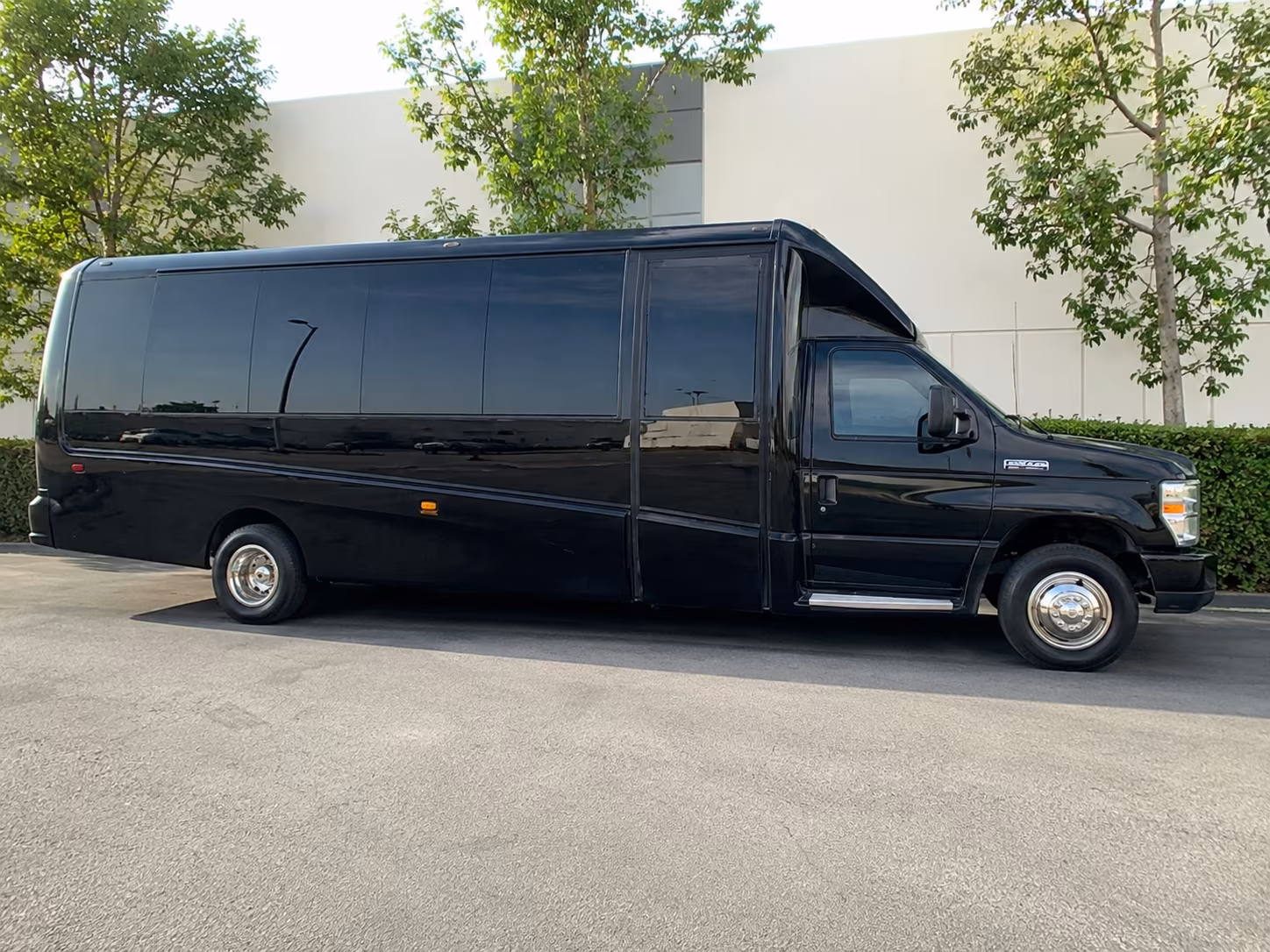 bus rentals for bands groups and performers traveling through silicon valley